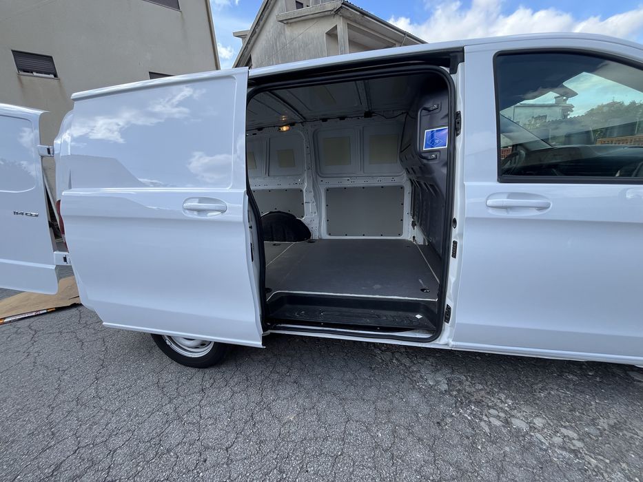 Mercedes-Benz Vito Longa