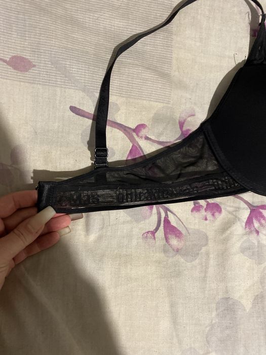 Продам  бюстгалтер