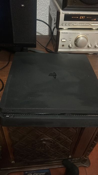 Ps4 em excelente estado