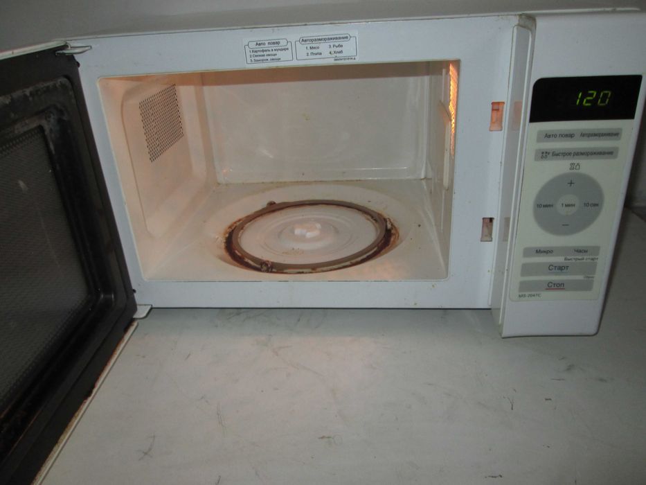 Микроволновка LG