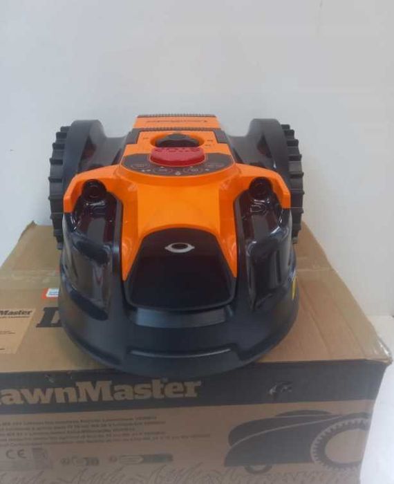 Robot koszący LawnMaster VBRM16