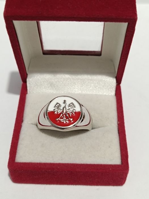 Srebrny sygnet z orłem w koronie roz.26 srebro próby 925
