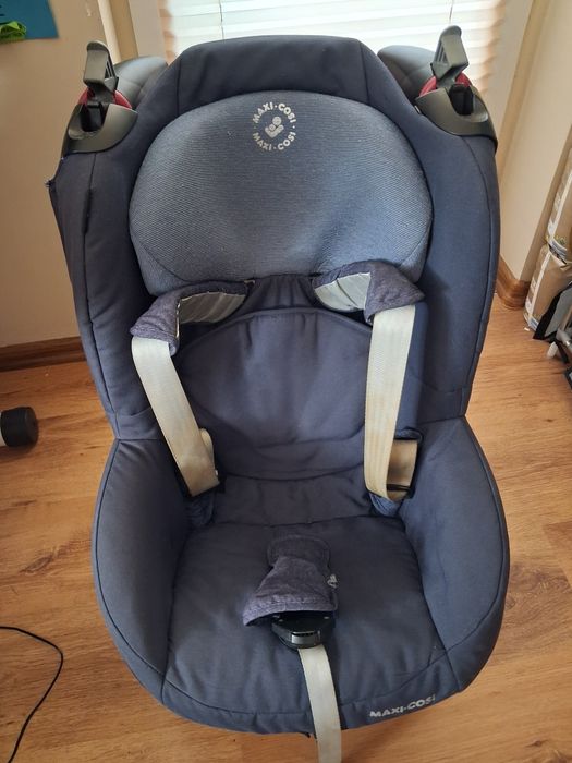 Fotelik samochodowy bezwypadkowy Maxi Cosi Tobi 9-18