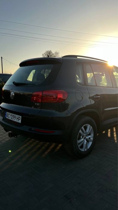 Volswagen Tiguan 2015 2.0 бенз