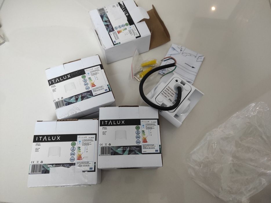 Kinkiety LED italux pl-260w