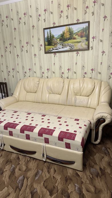 Диван і 2 крісла