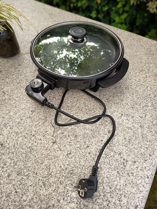 Panela elétrica de fritar ou grelhar