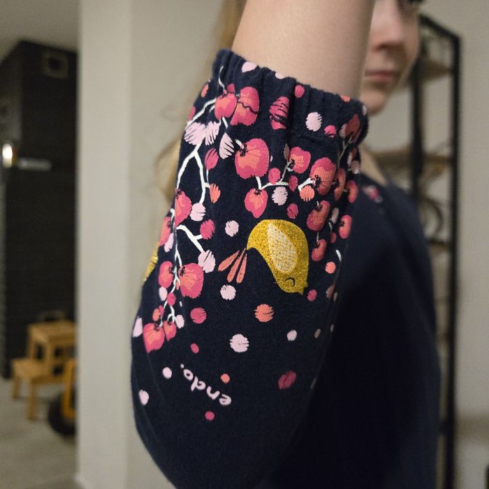 Sukienka Endo z oryginalnym haftem