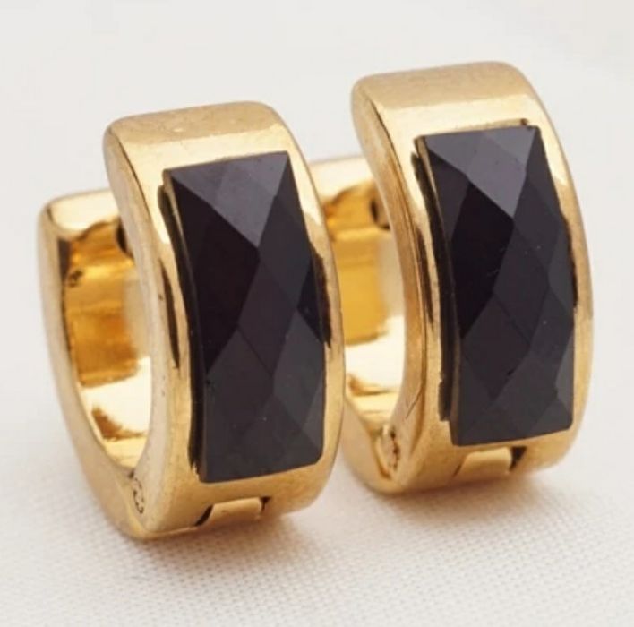 Brincos em aço com Strass