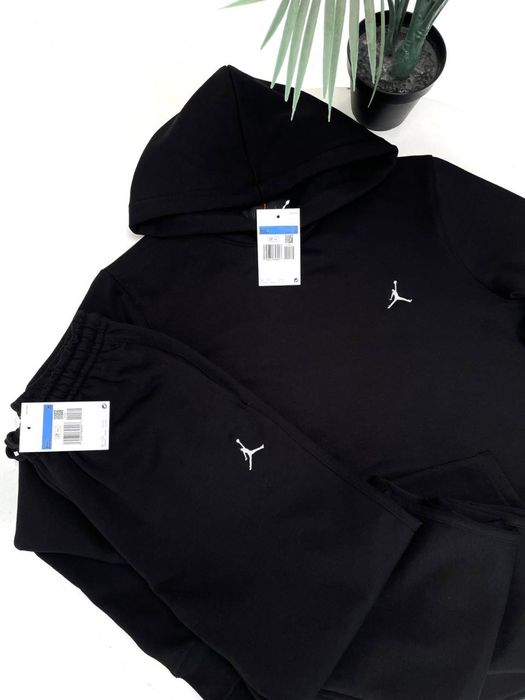 Чоловіче худі Jordan Essential чорне/чорна кофта джордан/светр/світшот