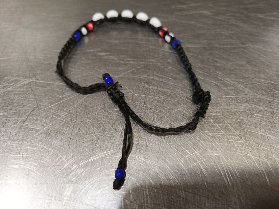 Pulseira nome Aline usada