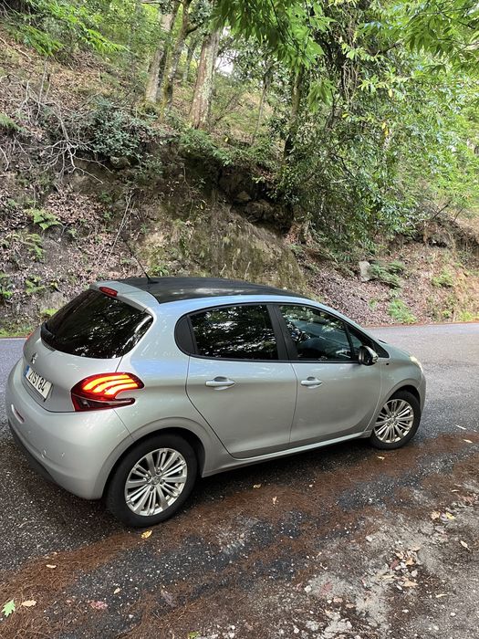Peugeot 208 1.6 HDi Style 2017 | 115.000 km | Impecável