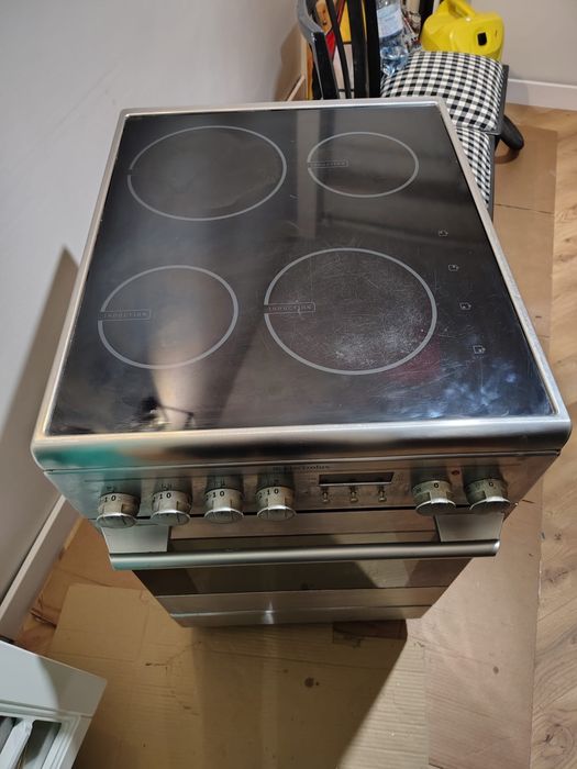 Kuchenka wolnostojąca Electrolux płyta indukcyjna, piekarnik