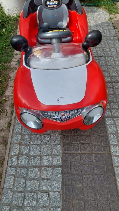 Sprzedam duże autko elektryczne .