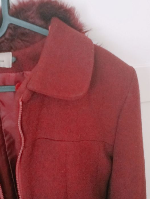 Płaszcz zimowy ozdobne futro