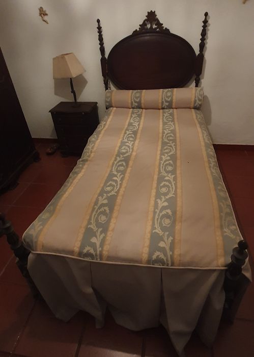 Recheio de quarto de solteiro