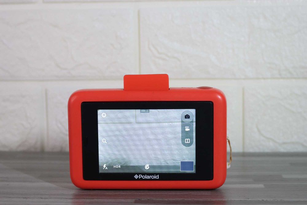 Polaroid snaptouch