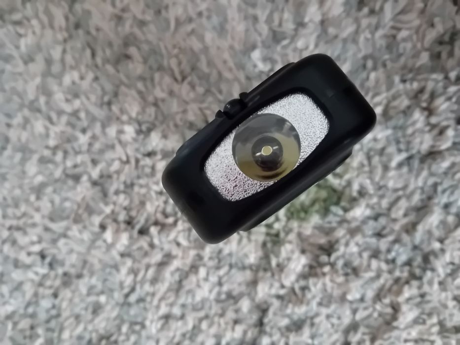 Nowa mocna latarka lampa led z hakiem i magnesami