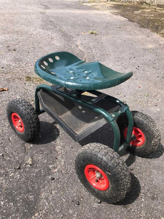 Carrinho de apoio ao trabalho