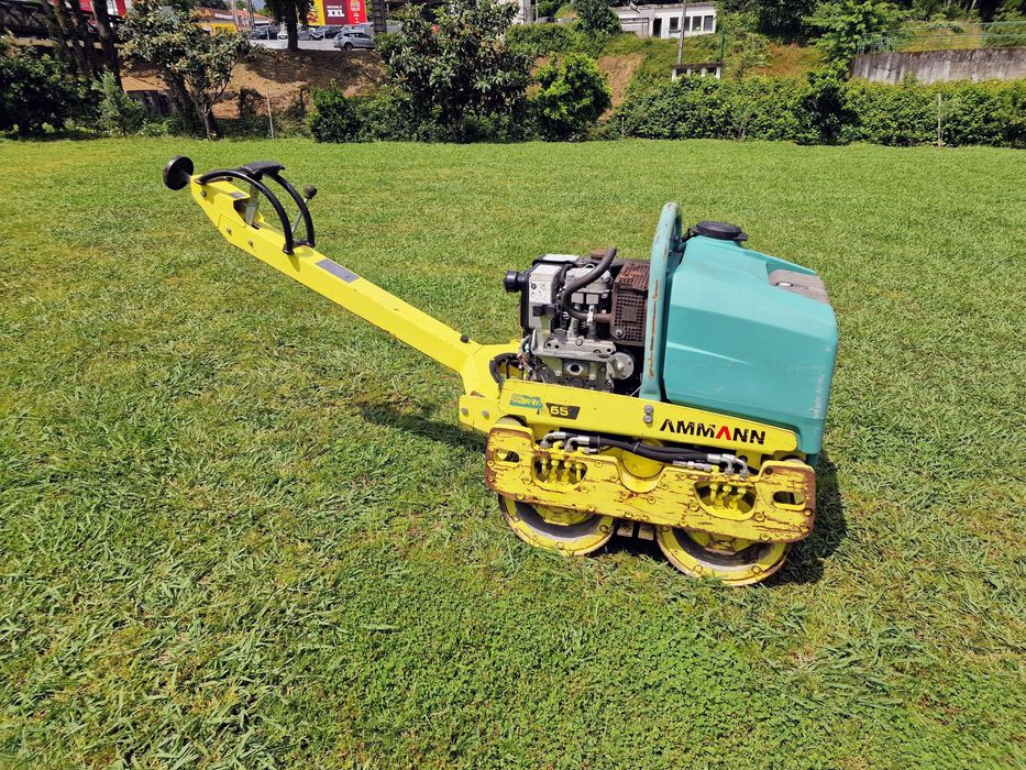 Cilindro compactador apeado