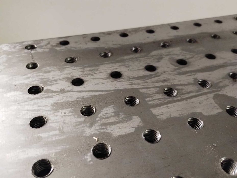 Stół rastrowy blacha 8 mm do maszyn CNC alternatywa dla stołów teowych