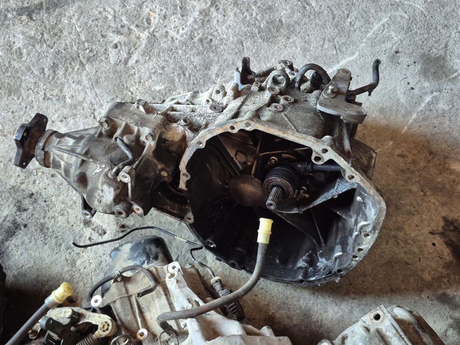Коробки Renault Citroën Ford Dacia Opel Nissan Peugeot з Європи