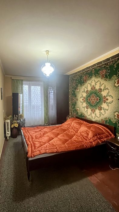 Квартира трикімнатна м.Ізяслав, Хмельницька обл