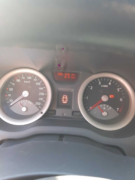 Рено меган 2 газ бензин 1,6 2004 року