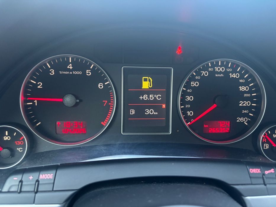 Sprzedam Audi A4B7 1,8T