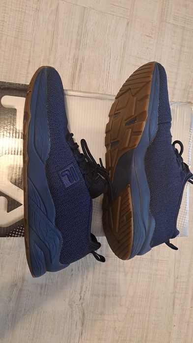 Кросівки Fila , р.40