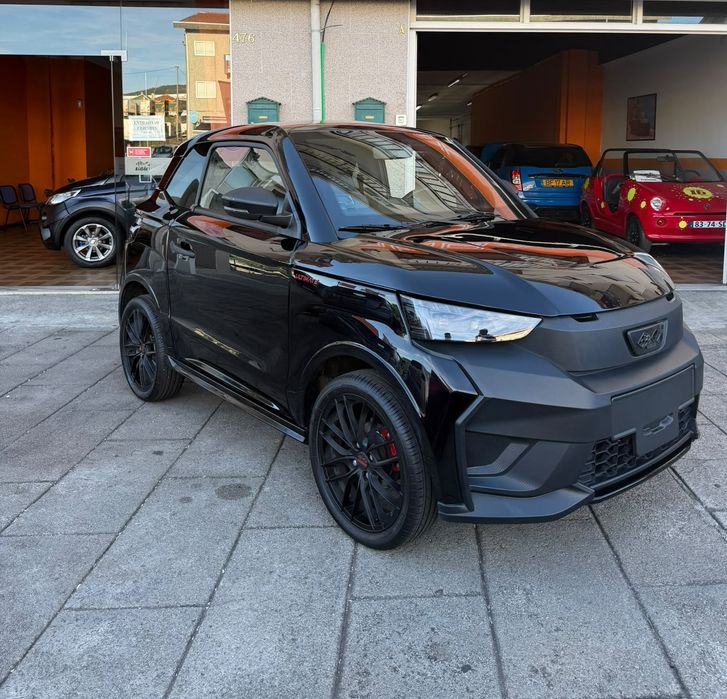 LIGIER JS 50 ULTIMATE   ELÉTRICO  2025 com 12.000km