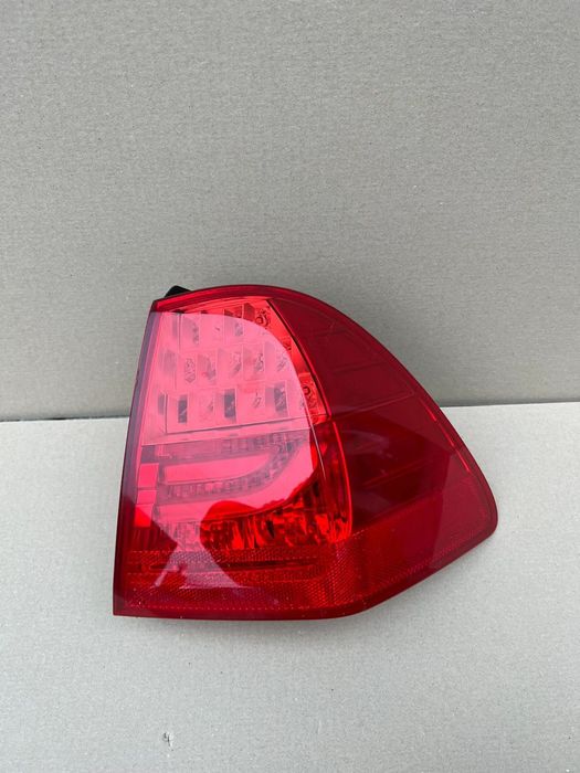 BMW E91 LIFT TYLNA PRAWA LAMPA EUROPA