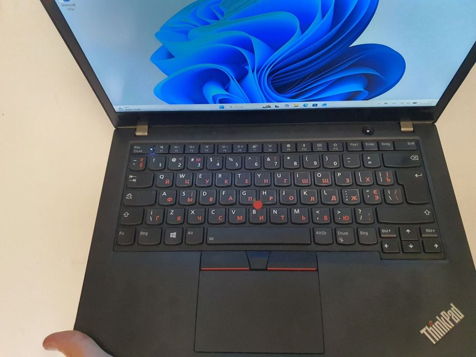 thinkpad t480s i7 8650u 16/512