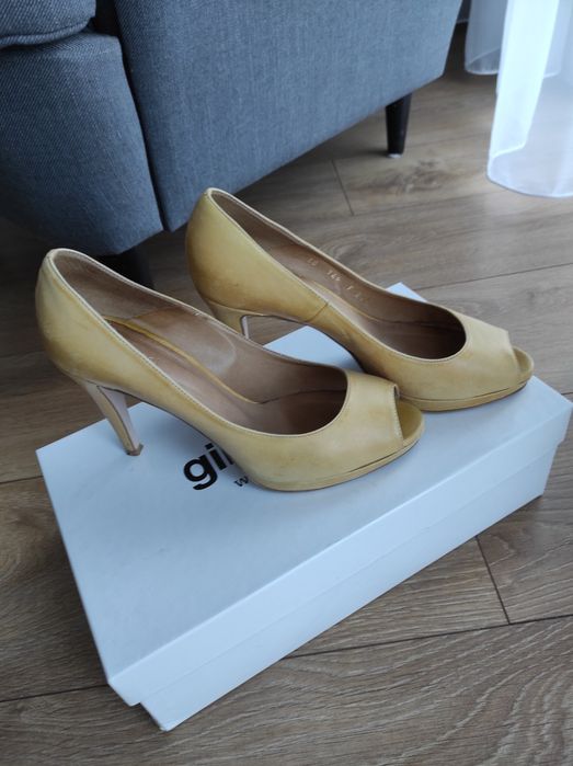 Gino Rossi piękne pastelowe żółte skórzane czółenka 38