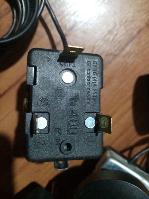 Терморегулятор термостат