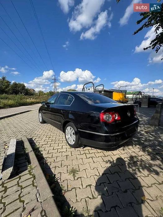 Volkswagen Passat 2006 (Автомат, 2.0 бензин)