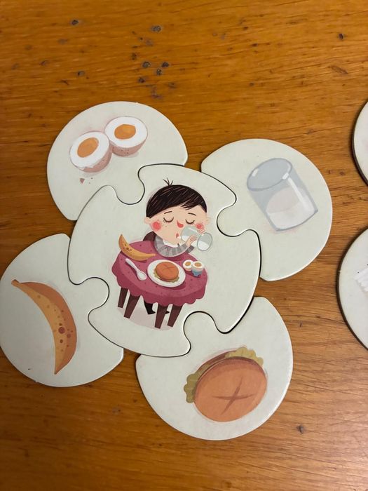 Puzzle Pucio Co tu pasuje / Czego brakuje