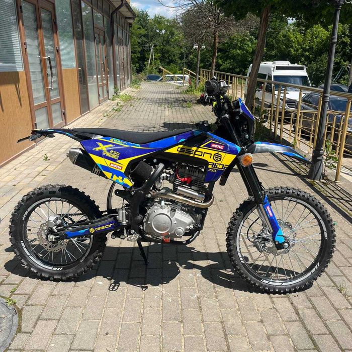 Мотоцикл Geon X-Ride 250