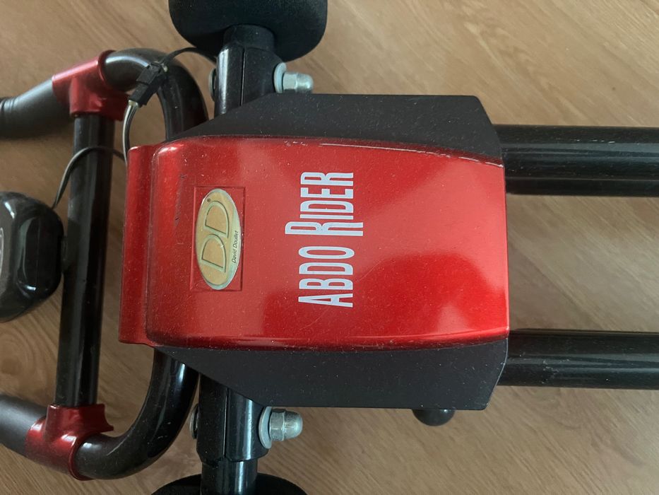 Máquina de exercício abdominal