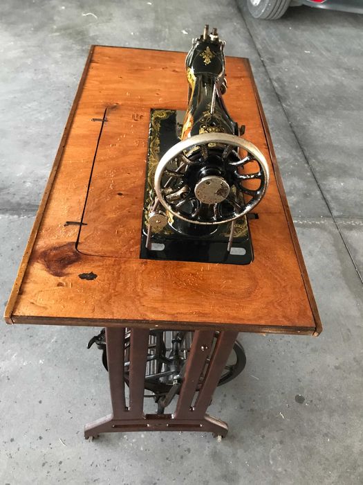 Maquina de costura SINGER