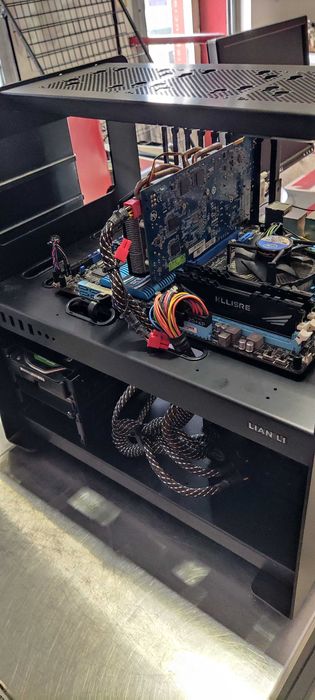 Gamer Oldtimer i5  3,3Ghz / caixa Gamer 16Gb