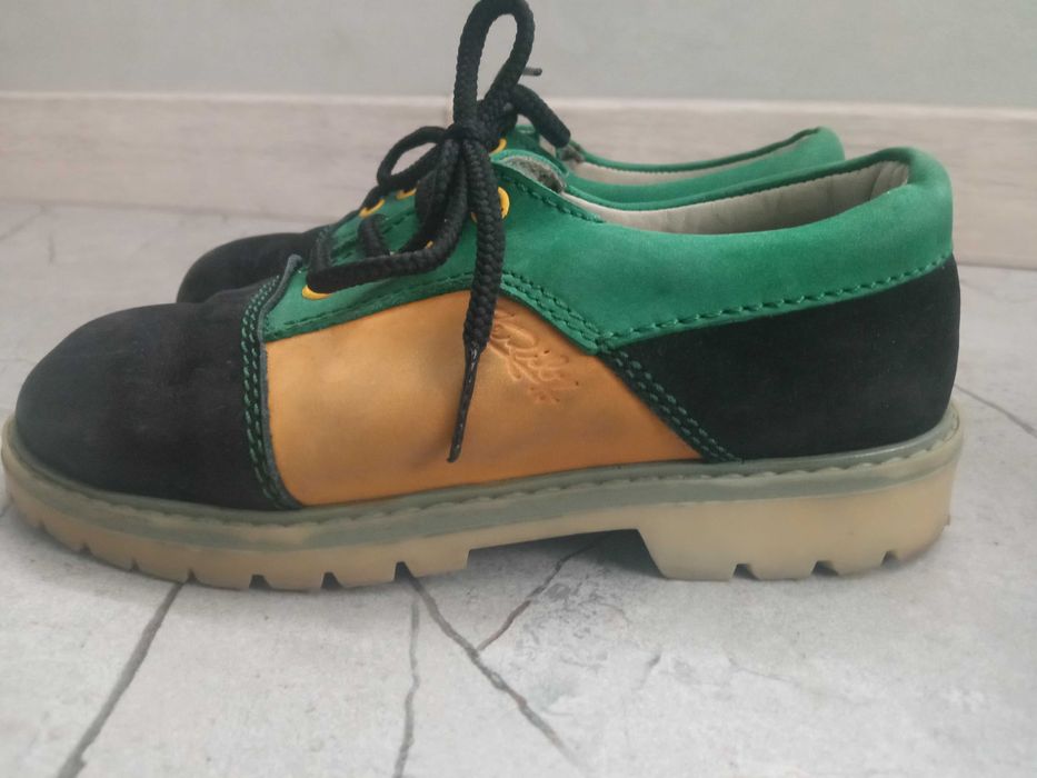 Босоніжки та туфлі для хлопчика 29 розмір