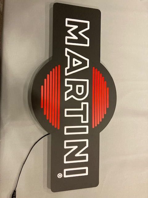 Reclamo luminoso LED à marca de vermutes MARTINI