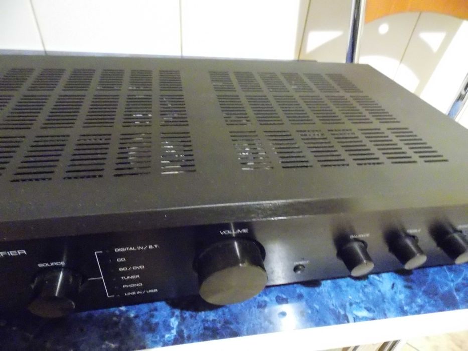 Odtwarzacz multimedialny amplifer Kruger Matz