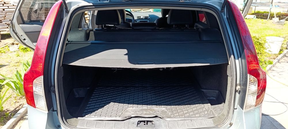 Volvo v50 2009г 1.6 д