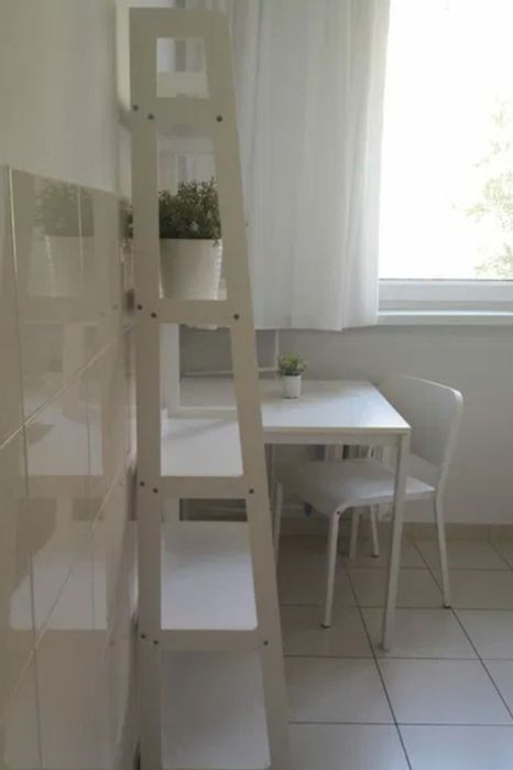 14 m²/ 600 zł/ dla pani/ Magnolia