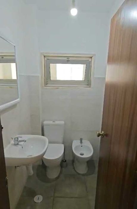Andar de moradia duplex com terraço e varanda — Baixa da Banheira