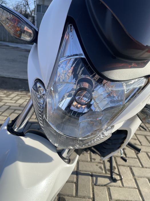 Мотоцикл Lifan KP200