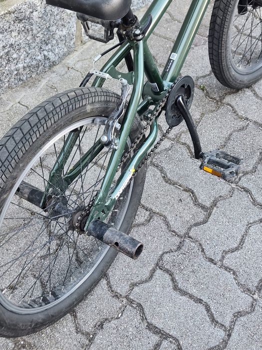 Bmx, está como nova.