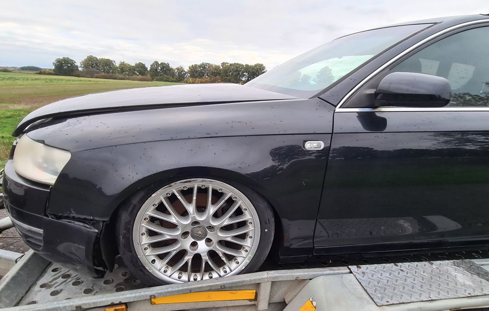 Błotnik lewy przód prawy czarny AUDI A6 C6 2008r LZ9Y